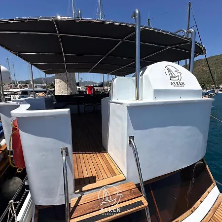 Ayken Boat