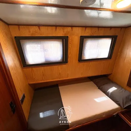 Ayken Boat ספינת מלון